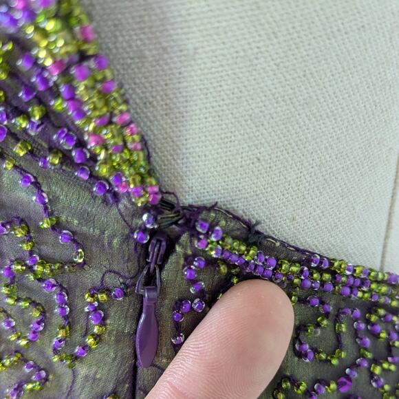 Je Matadi Prom Dress Maxi Gown 8 Purple Green Silk Bead Pageant Glam Train Y2K - Picture 14 of 16
